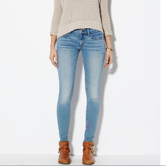 American Eagle Outfitters Denim - PRICE DROP!!!! AE Light Wash Super Stretch Jegging